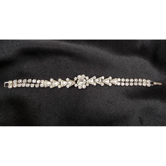 Vintage 1960s-1970s Rhinestone Bracelet With Triangular & Round Sparkling Stones - Picture 2 of 4